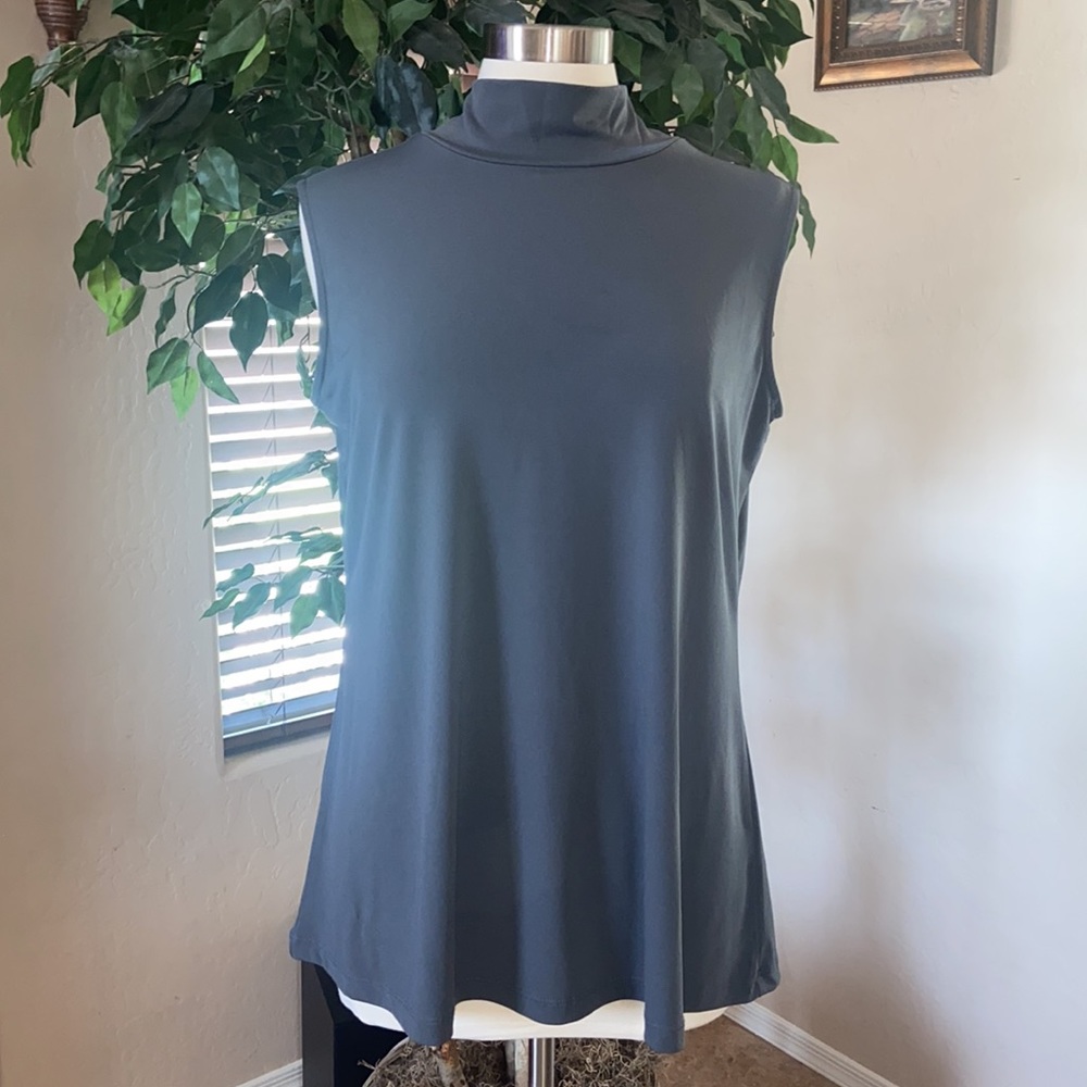 👚Susan Graver Modern Essentials Liquid Knit Mock Neck Top ~ Dark Grey